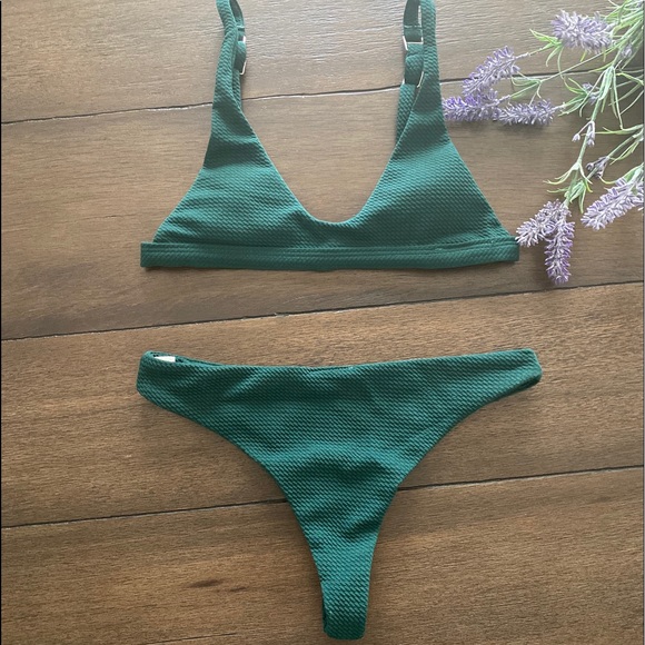 Other - NEW Aqua tropic bikini